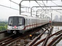 -地铁11号线罗山路站-停车场