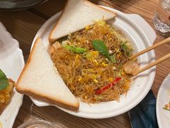 -山楂树融合菜餐厅