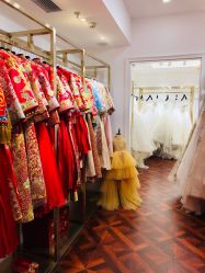 -拉瑞娜LaReine婚纱礼服高级定制