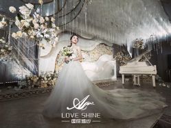 -LOVE SHINE婚纱·红鼎庄龙凤褂·妈妈装定制