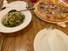 -城市大道红炉披萨烘焙坊