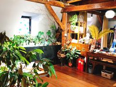 -良友书坊(安徽路店)