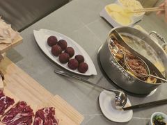 -宴全牛粤来越牛潮汕鲜牛肉火锅(海州万达广场店)