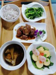 -卓玥国际月子会所(罗山路店)