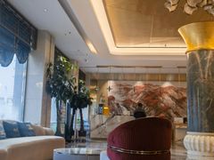 -贝尔大酒店(海拉尔伊仕丹购物广场店)