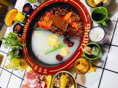 -喜盅盅重庆火锅(西安路罗斯福店)