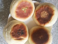 南瓜乳酪包-沁屋面包店(人民东路店)
