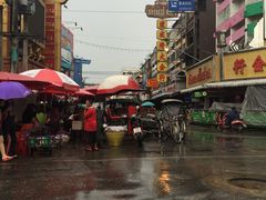 -瓦洛洛传统市场