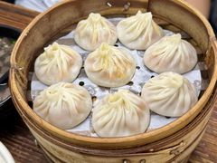 -莱莱小笼·乔艾
