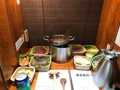 -独食火锅·半米屋台(直营总店)