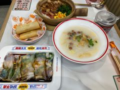 -赵财财·肠粉·煲仔饭(华润万象城店)
