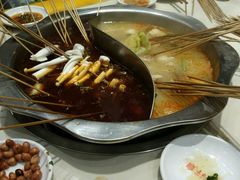 -袁记串串香(泉水轻轨站店)