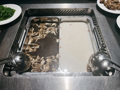 -海底捞火锅智慧餐厅(中骏世界城店)