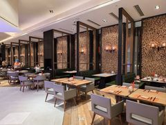 -松咖啡自助餐厅·松北香格里拉