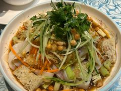 石河子凉皮-巴扎美食·新疆菜·西域歌舞表演餐厅(新疆大厦店)