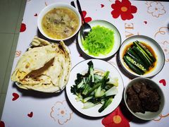 -乐禧母婴全自营月嫂(宝山店)