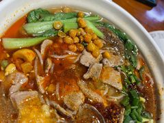 -爆炸头阿姨小四川正宗川味小吃(无任何分店)