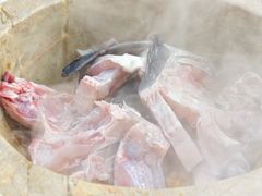 -抚仙湖石锅鱼菌园(明星鱼洞分店)