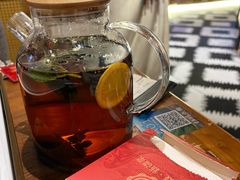 薄荷柠檬冰糖热茶-金手鼓·新疆菜(南京店)