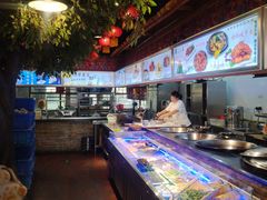 -靠山屯东北农家菜(八龙桥雅苑店)