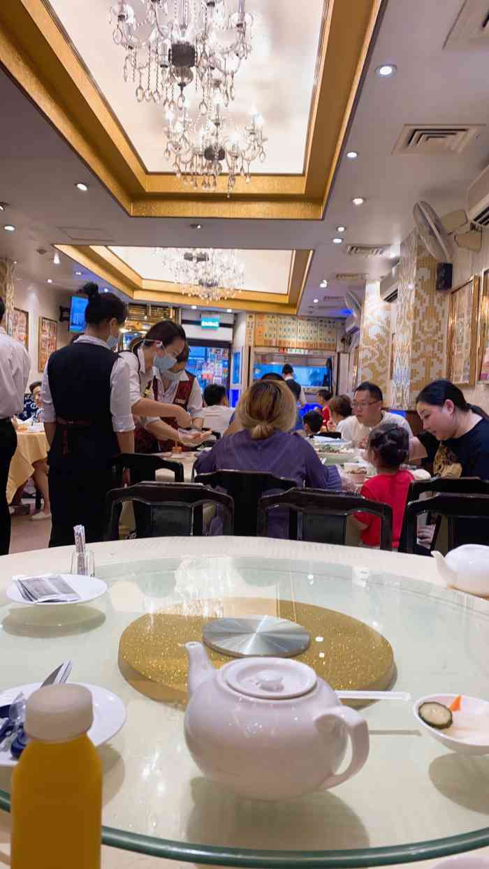 财神爷海鲜炖品饭店-"阿妈心心念念的财神鱼翅其实我知道鱼翅并.