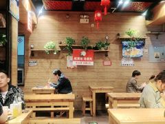 大堂-管氏翅吧(护国寺店)