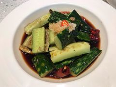刮皮黄瓜-老佛爷铜炉蛙锅(海岸城店)
