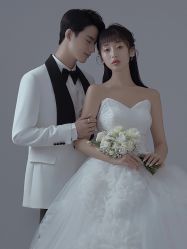 -女王风尚STUDIO·轻奢化定制