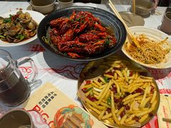 -肥肥虾庄·金牌油焖大虾(汉口城市广场店)