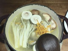 -黑鸡小馆(金源店)