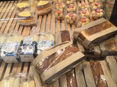 -向阳松鼠(三门井店)