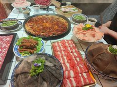 -旧街市鲜货老火锅(大光路店)