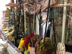 -恋物百货商店(华侨城店)