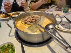 -浪里寻·臻牛养生牛肉火锅(方圆荟店)