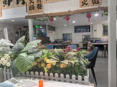 -毛辣果·贵州红酸汤牛肉火锅(西单店)