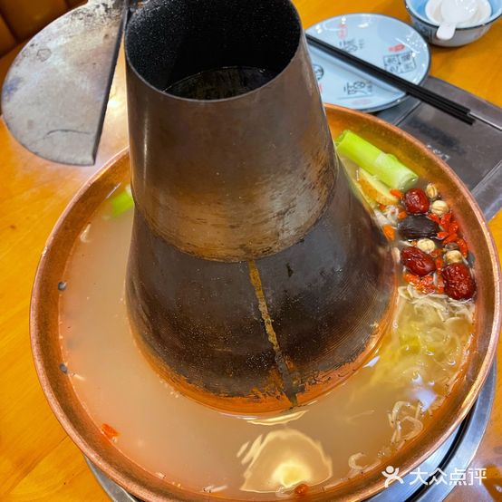粤韩馆火锅烧烤(香槟路店)