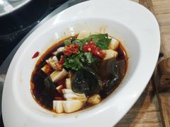 -三里屯土灶炖公鸡地锅鸡(江东店)