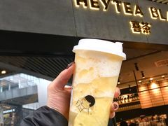 满杯金菠萝-喜茶(北京三里屯太古里店)