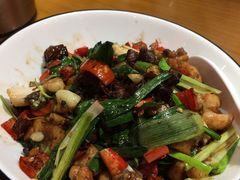 -临湖人家(欢乐大道店)