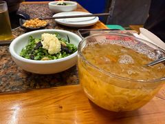 雪梨银耳羹-小饕荟雅安贡椒鱼鲜馆(广福桥店)