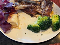 -WOLFGANG PUCK KITCHEN & BAR(迪士尼小镇店)