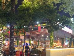 -三亚火车头万人海鲜广场