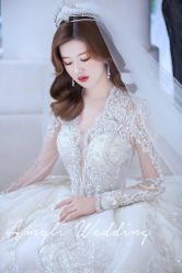 -艾米丽婚纱礼服