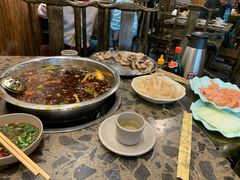 -肖肖酸萝卜鱼火锅(总店)