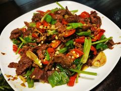 小炒黄牛肉-吃货私房菜(丽江束河古镇店)