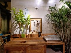 -HIGH FIVE哈福手工汉堡(桂林路店)