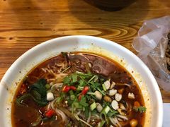 -菲哥麻辣烫(贵山小区店)