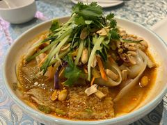 新疆凉皮-巴扎美食·新疆菜·西域歌舞表演餐厅(新疆大厦店)