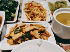 -老乡鸡(上海品尊国际中心店)