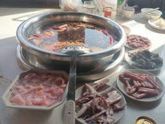 -九尺赵老四鲜鹅肠火锅